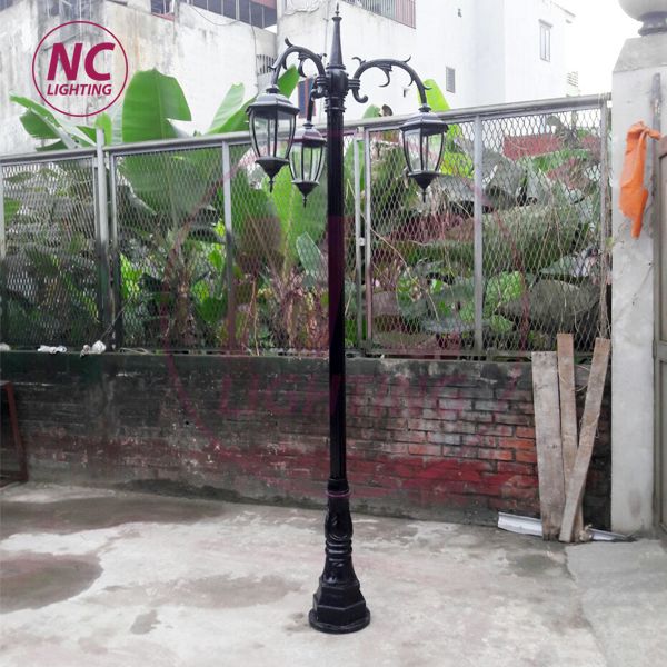 Cột đèn sân vườn 3 bóng 12 cột đèn 1, Cột đèn sân vườn 3 bóng