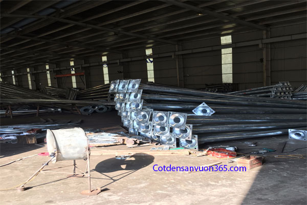 Giới Thiệu 1 Phân xưởng cột đèn cao áp