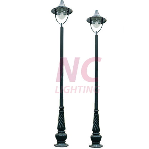Cơ sở bán cột đèn sân vườn đẹp với nhiều phong cách 4 cột đèn sân vườn Banian, bán cột đèn sân vườn