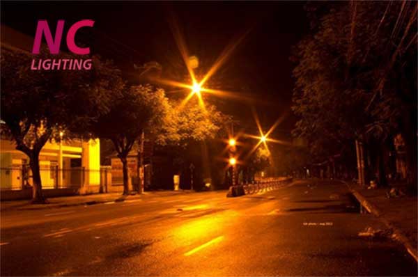 Báo giá các loại cột đèn cao áp 12 Cột đèn chiếu sáng đường phố