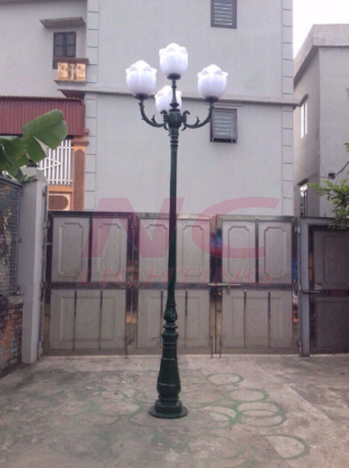 Báo Giá Cột Đèn Sân Vườn 3 Cot den san vuon DC-09