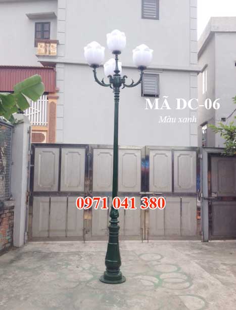 Những mẫu cột đèn sân vườn hot không thể bỏ qua năm 2023 7 Cột đèn sân vườn DC06