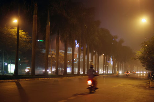 5 Lý Do Khiến Đèn Đường led Cao Áp Được Các Chủ Đầu Tư "Săn Lùng" 6 Tinh trang bong cao ap bi mo do su toa nhiet tu bong den