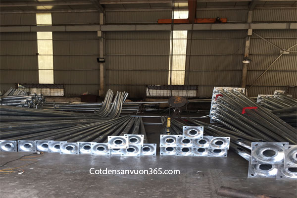 Cột Đèn Cao Áp 8m 7 Cot den cao ap 8m bat giac tron con
