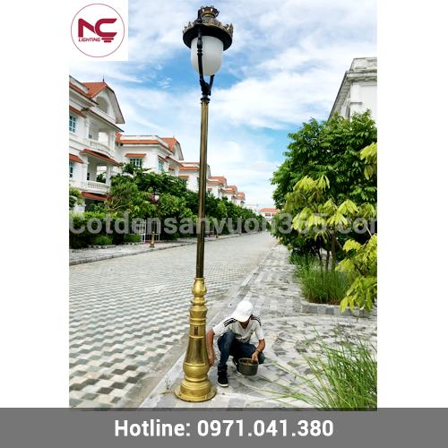 Top 5 Mẫu Cột Đèn Sân Vườn Tại Bắc Giang Giá Rẻ, Chắc chắn 4 cot den san vuon dc06 gia re, cột đèn sân vườn tại bắc giang
