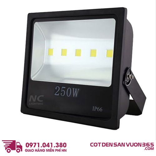 Đèn Pha Led PNC-21 P=250W 1 Đèn Pha Led PNC-21 P=250W