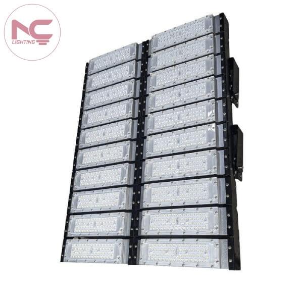 Đèn Pha Led PNC-39 1000W 1 Đèn pha PNC-39